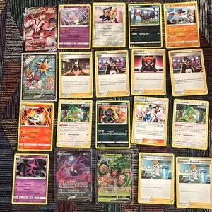 50+ Pokémon cards lot